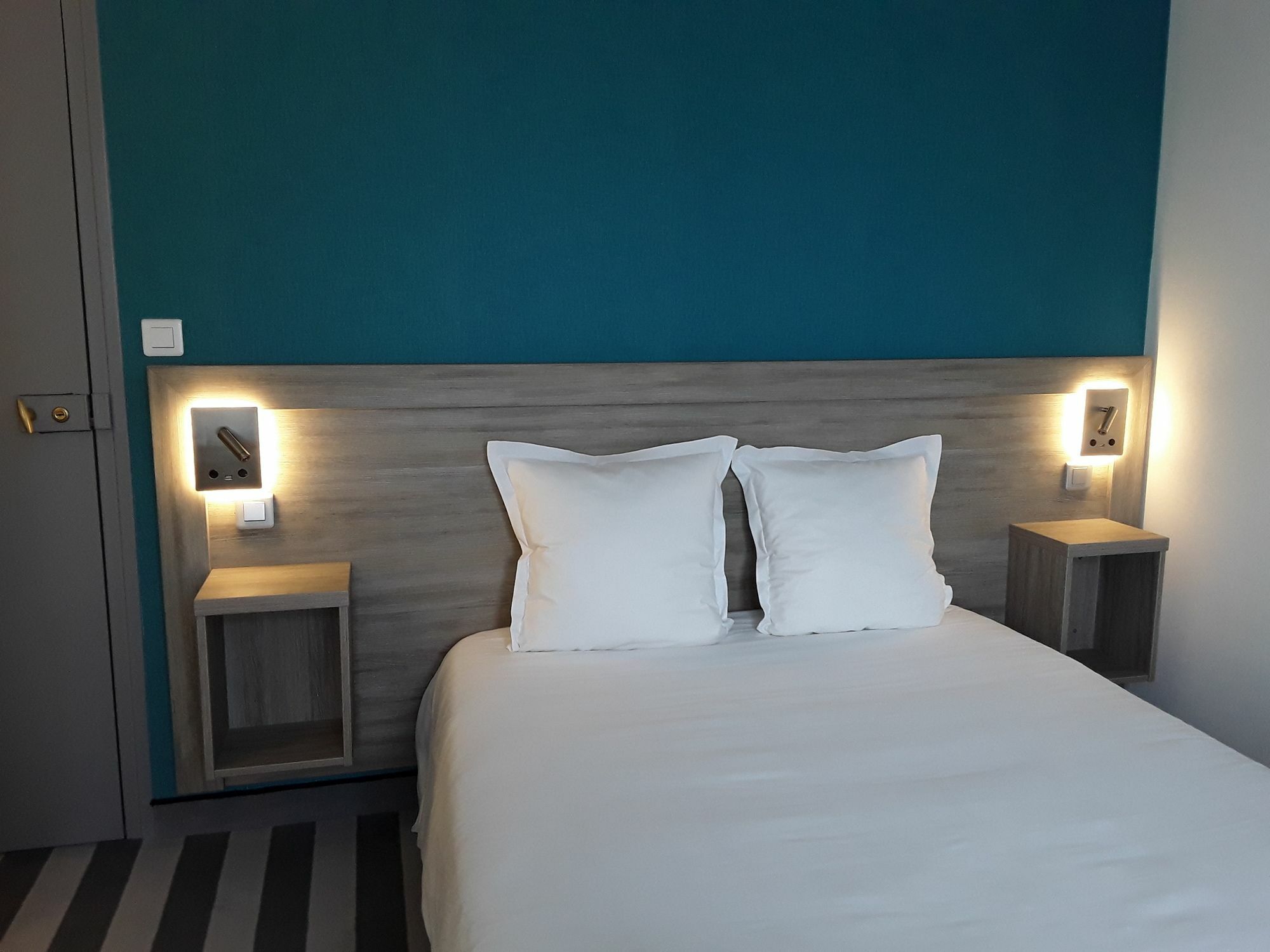 Logis Hotel De L'Europe Poitiers Ngoại thất bức ảnh